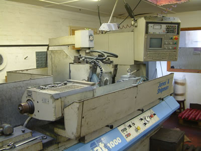 CNC Grinding - Universal Grinding